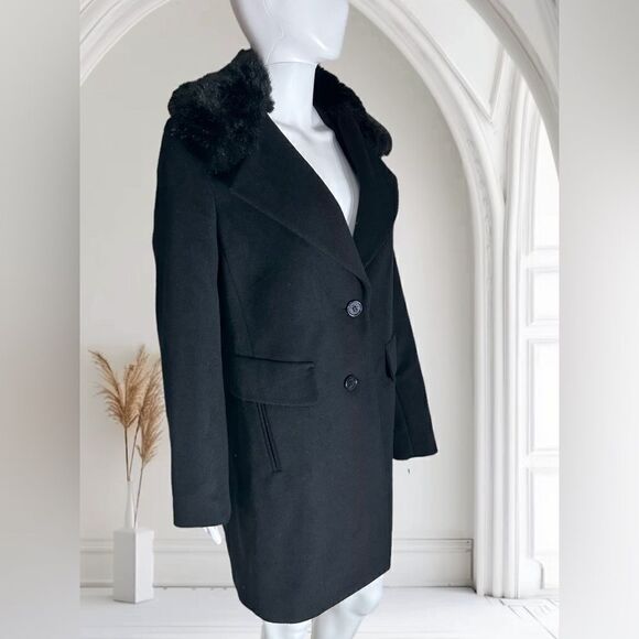 DKNY Black Winter Coat With Fur Collar - Picture 2 of 12